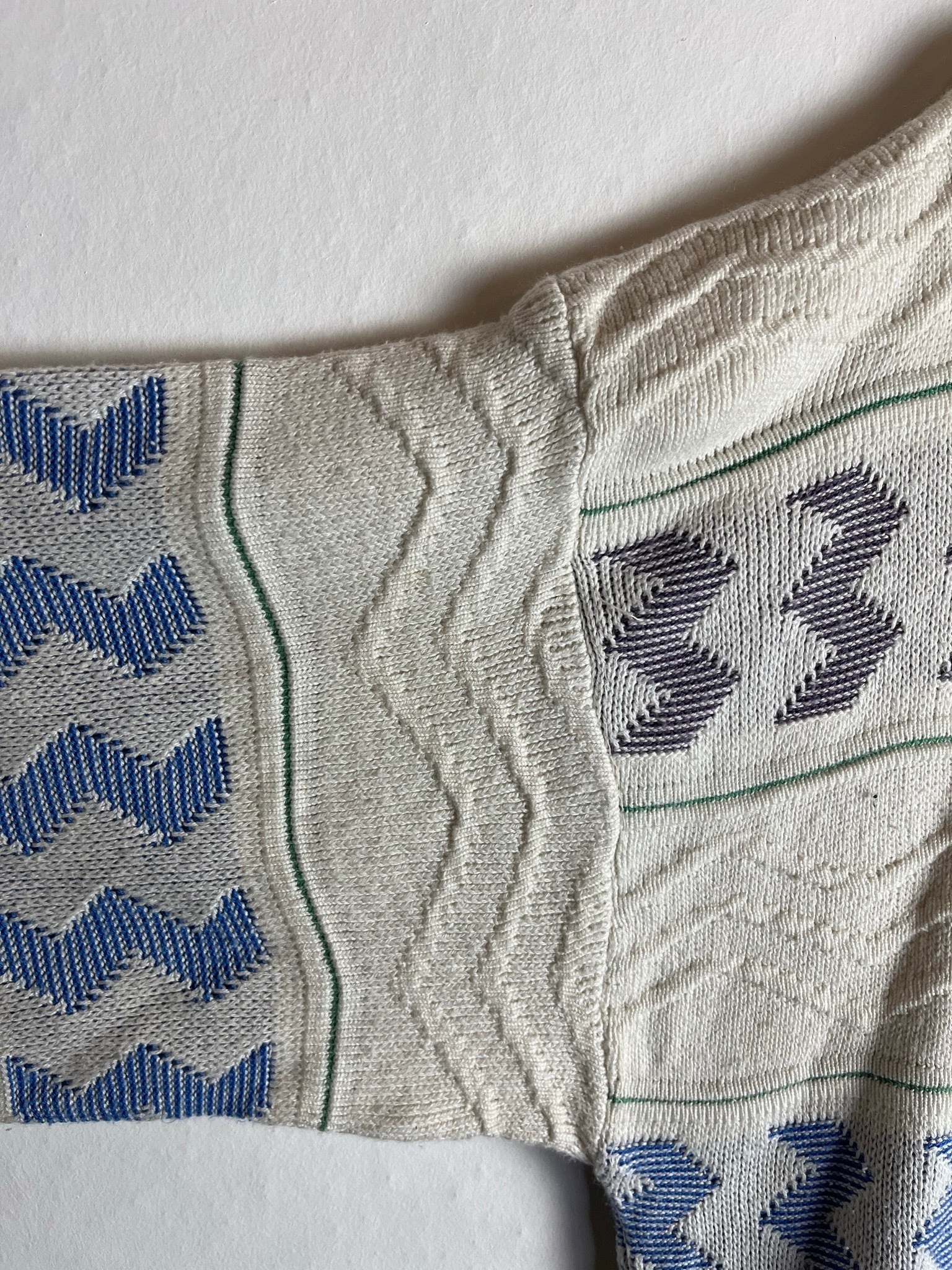 Vintage Sweater (S)