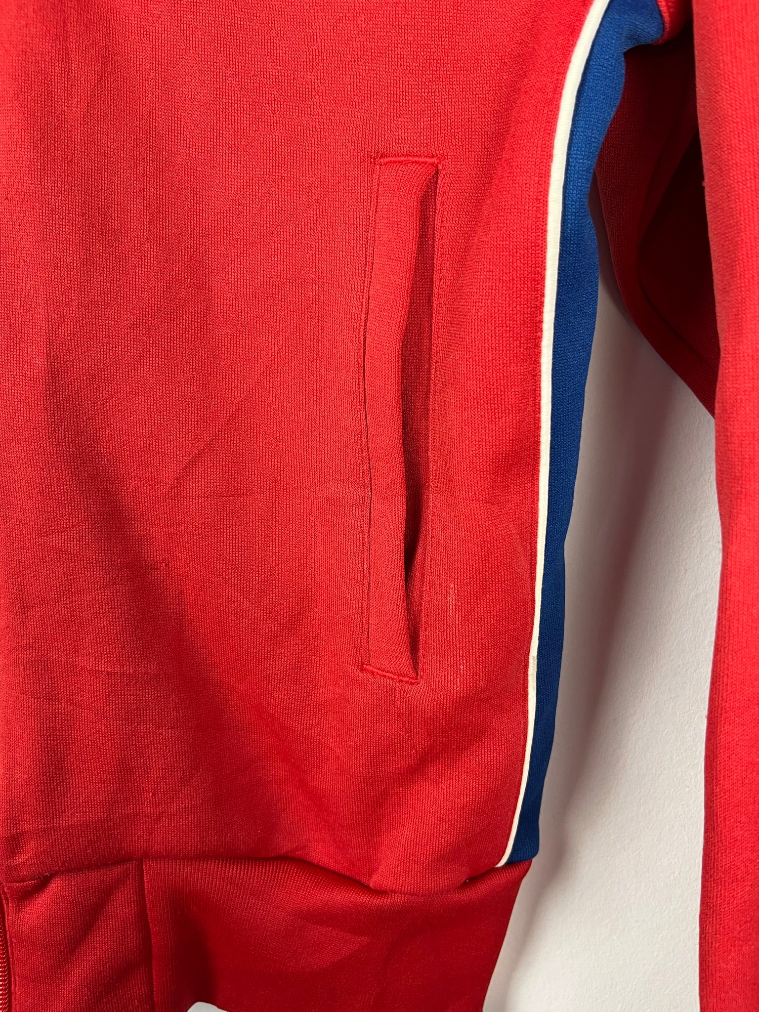 Vintage Adidas Sweatshirtjacke (M Frauen)