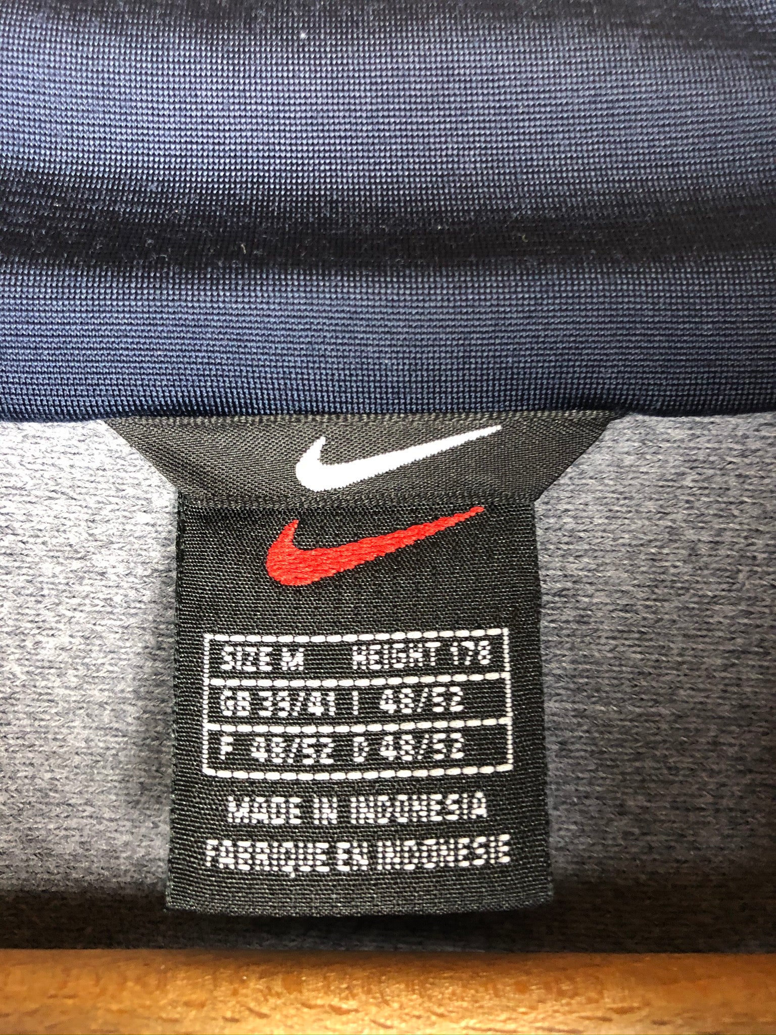 Vintage Nike Sweatshirtjacke (M)