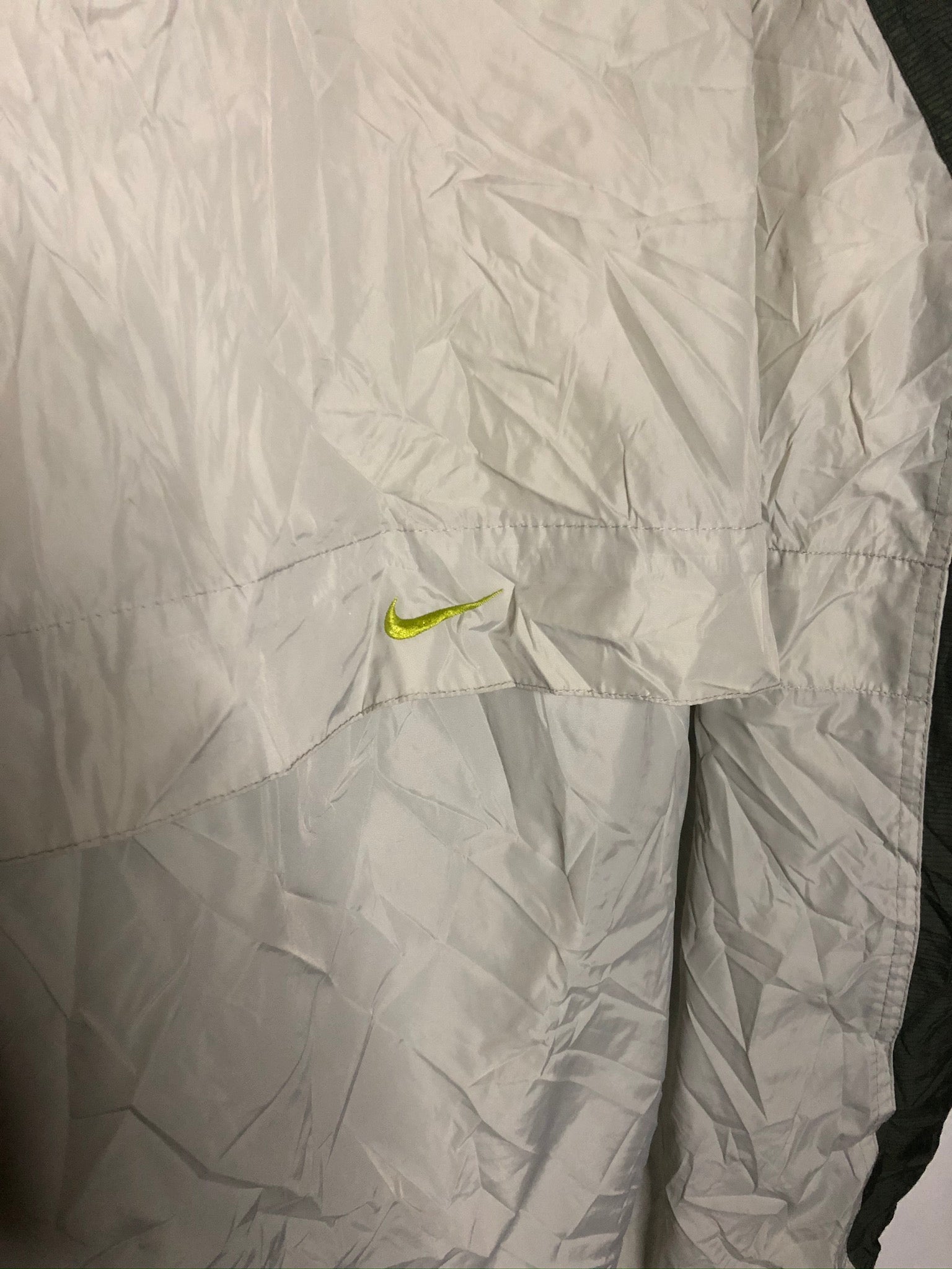 Vintage Nike Windbreaker (L-XL)