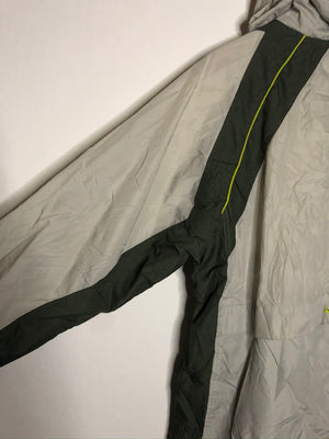 Vintage Nike Windbreaker (L-XL)