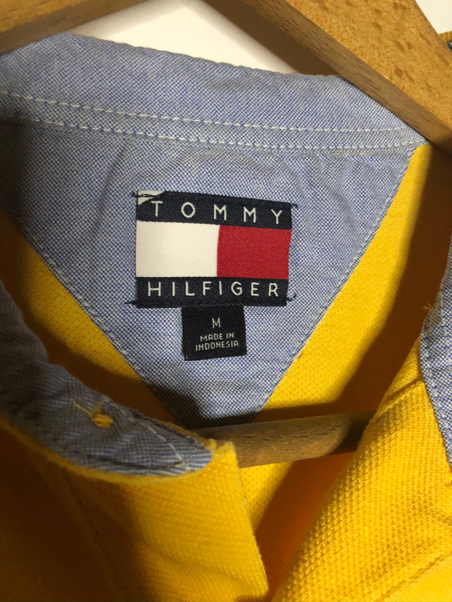 Vintage Tommy Hilfiger Poloshirt (M)
