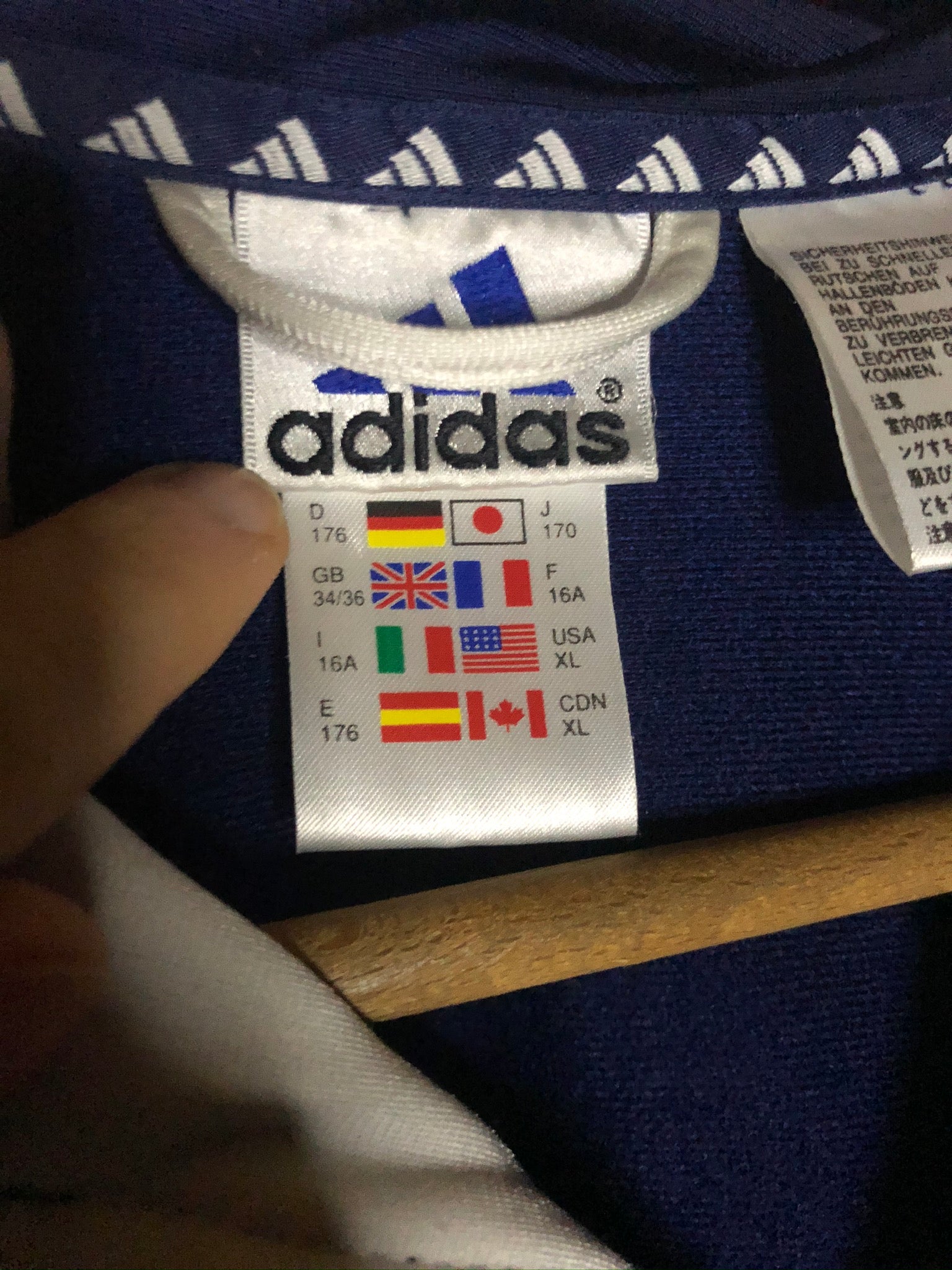 Vintage Adidas Sweatshirtjacke (S)